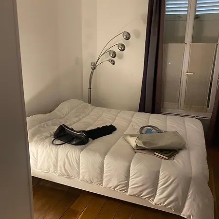 Apartment 1 Bedroom Saint Lazare